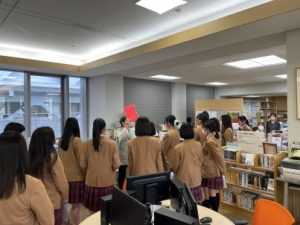 図書館ガイダンス