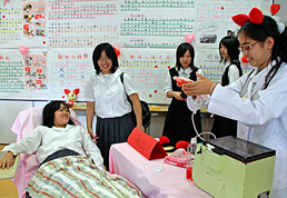 20110915191503kenketu002